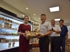 上海市農(nóng)業(yè)科學院領(lǐng)導班子前往上海豐科調(diào)研指導工作 ()