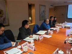 聊城市農(nóng)科院與市人民醫(yī)院就冠縣靈芝資源的開發(fā)與利用進(jìn)行對(duì)接交流 ()