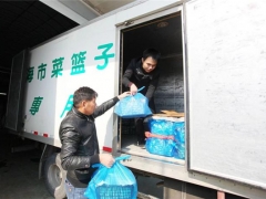 “磨菇小鎮(zhèn)”每日增加近15000份雙孢菇，疫情“大考”下廊下鎮(zhèn)正努力做好“保供考題 ()