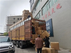 星夜兼程，24小時，800公里，10萬份古田銀耳馳援上海！ ()