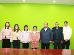 易菇網(wǎng)召開2022年年終總結(jié)暨2023年工作計(jì)劃會(huì)議 ()